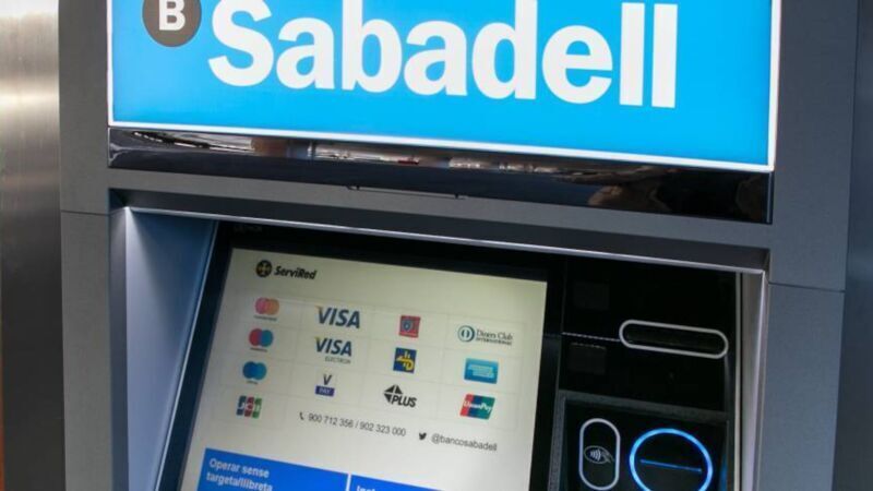 Cajero Automático Banco Sabadell